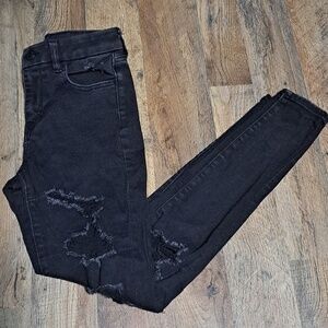 American Curvy High-rise Black Distressed Skinny Jeans Size 4 Regular